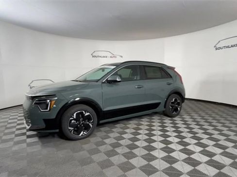 New 2025 Kia Niro Wind w/ Wind Preserve Package image 4