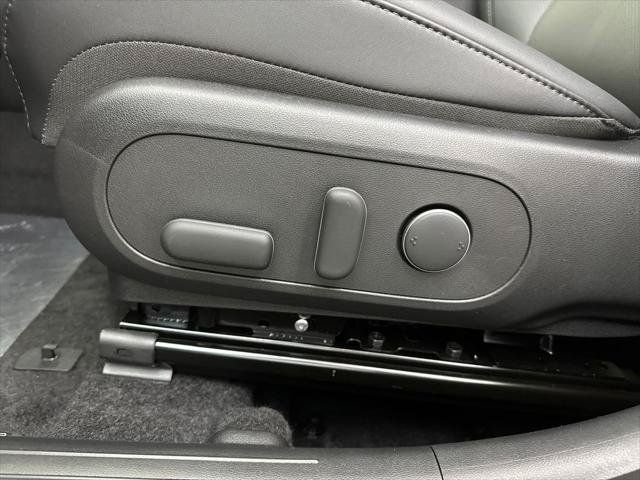 New 2026 Hyundai Kona SEL Premium FWD image 10
