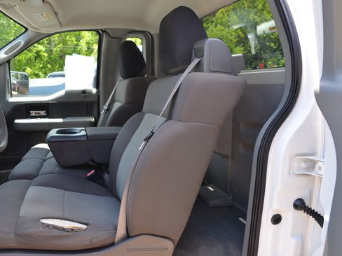 Used 2006 Ford F150 XLT AWD/4WD image 27