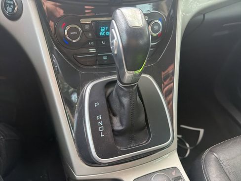 Used 2013 Ford C-MAX SEL image 23