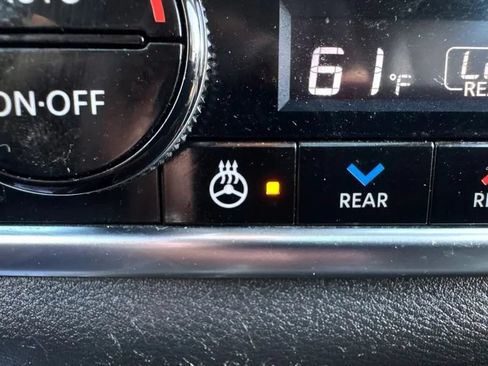 Used 2021 Nissan Rogue Platinum FWD image 36