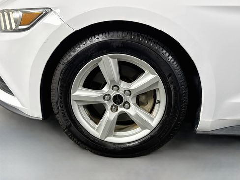 Used 2017 Ford Mustang Convertible RWD image 36