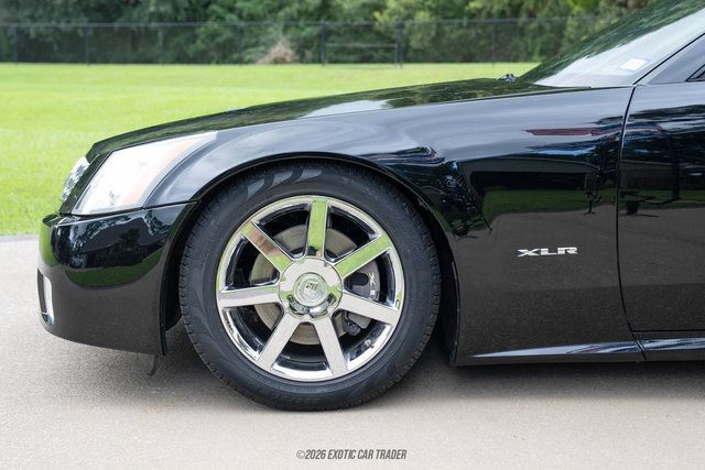 Used 2006 Cadillac XLR RWD image 4