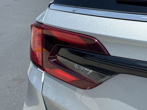 New 2026 Honda Odyssey Touring image 14