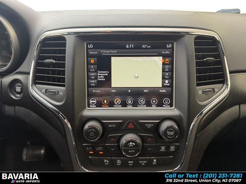 Used 2018 Jeep Grand Cherokee Altitude AWD/4WD image 21