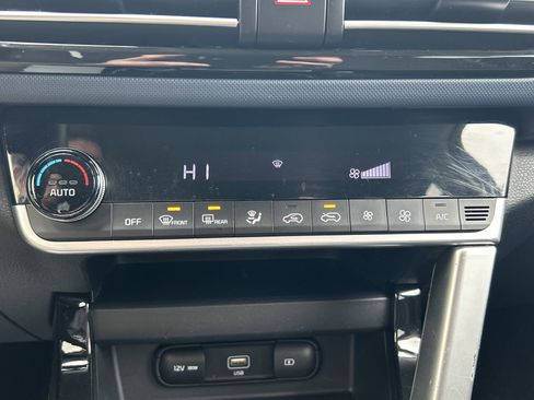 Used 2023 Kia Seltos S image 27