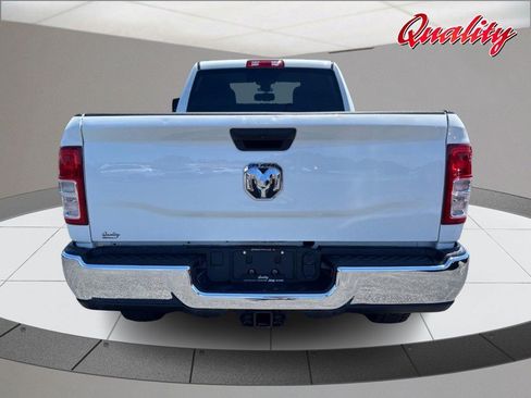 Used 2024 RAM 3500 Big Horn AWD/4WD image 4