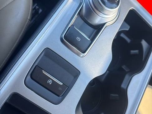 Used 2024 Ford Edge SEL image 31