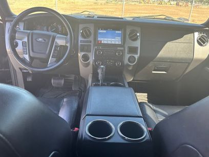 Used 2017 Ford Expedition Limited