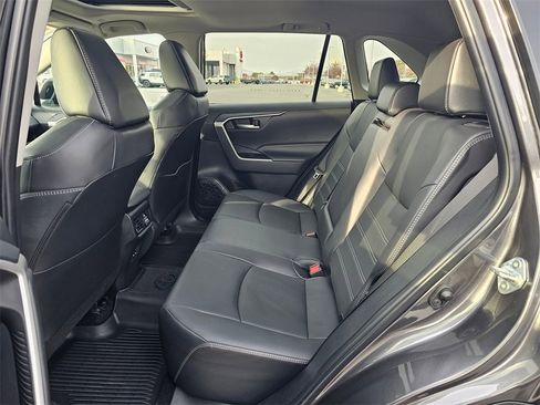 Used 2024 Toyota RAV4 XLE Premium image 17