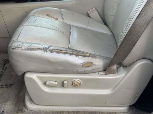 Used 2007 Chevrolet Suburban LTZ w/ LTZ Preferred Equipment Group image 22