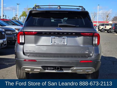 New 2026 Ford Explorer Active w/ Active Comfort Package image 8