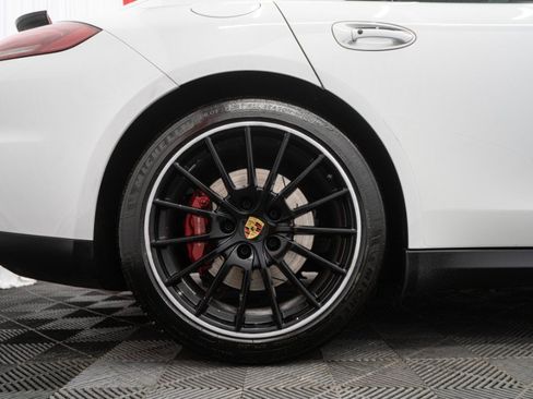 Used 2016 Porsche Panamera GTS AWD/4WD image 13