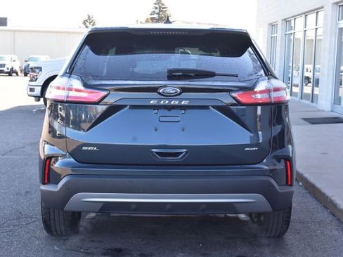Used 2023 Ford Edge SEL w/ Convenience Package image 5