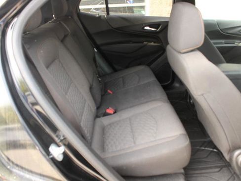 Used 2020 Chevrolet Equinox LT w/ Driver Convenience Package FWD image 8