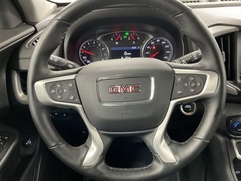 Used 2024 GMC Terrain SLT image 18
