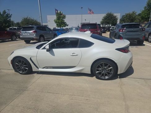 Used 2022 Subaru BRZ Premium RWD image 5