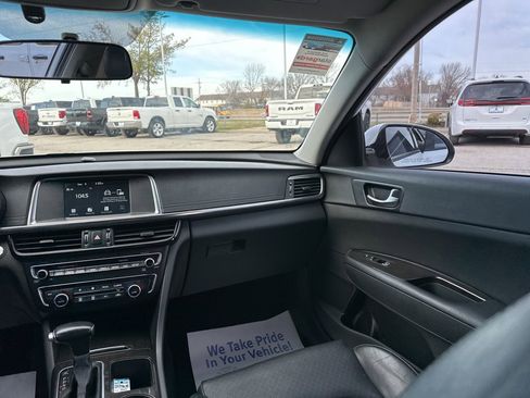 Used 2017 Kia Optima EX image 52