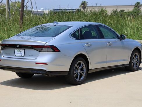 New 2026 Honda Accord EX-L image 8
