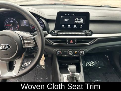 Used 2020 Kia Forte LXS image 11