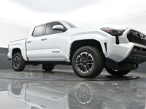 New 2025 Toyota Tacoma TRD Sport image 23
