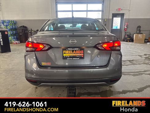 Used 2024 Nissan Versa S image 4