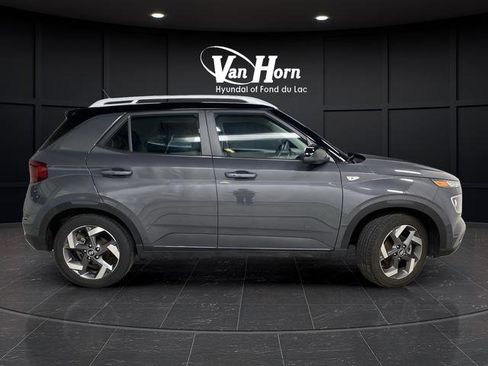 Used 2023 Hyundai Venue Limited w/ Cargo Package image 2