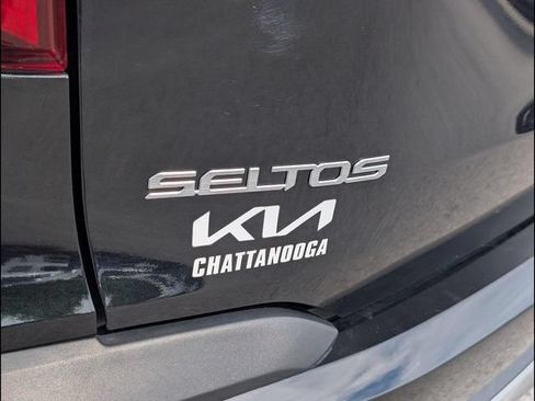 Certified 2025 Kia Seltos S FWD image 18