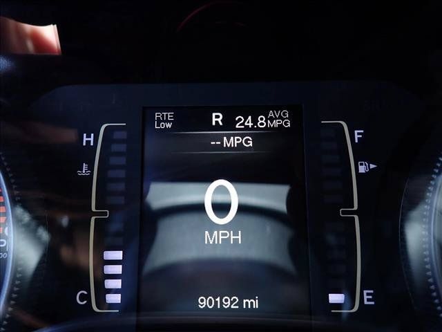 Used 2018 Jeep Cherokee Latitude Plus w/ Cold Weather Group AWD/4WD image 23
