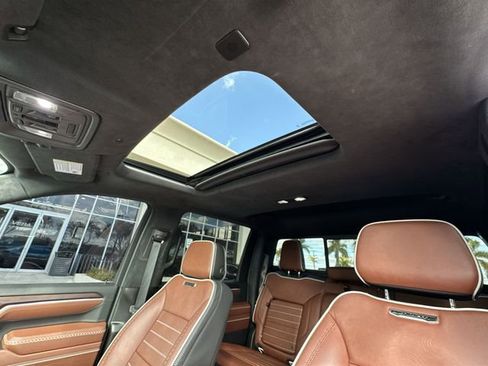 Used 2025 GMC Sierra 2500 Denali Ultimate image 30