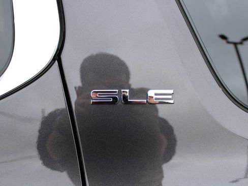 Used 2019 GMC Acadia SLE w/ Driver Alert Package I image 26