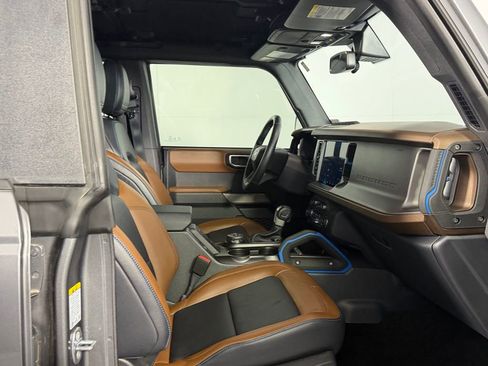Used 2023 Ford Bronco Outer Banks w/ Sasquatch Package image 33