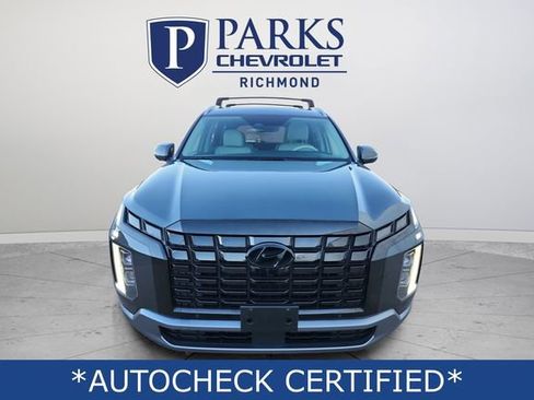 Used 2023 Hyundai Palisade Limited image 2