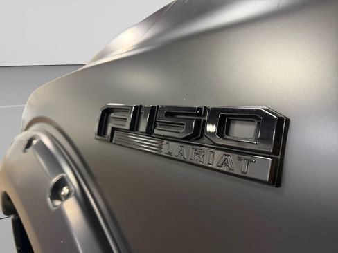 Used 2019 Ford F150 Lariat w/ Equipment Group 502A Luxury AWD/4WD image 39