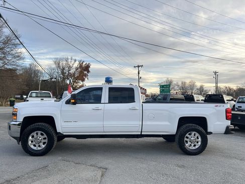Used 2015 Chevrolet Silverado 2500 LT w/ Z71 Package, Off-Road image 10