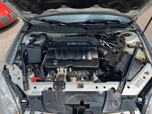 Used 2016 Chevrolet Impala LS image 13