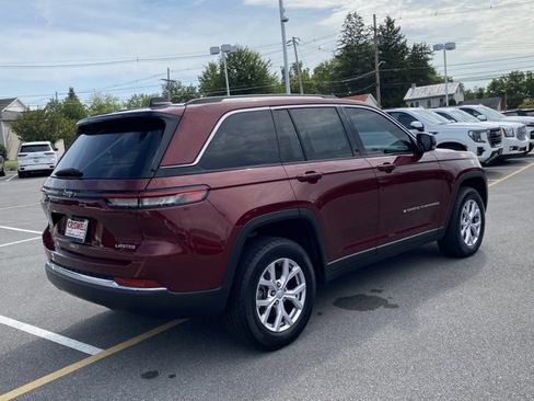 Used 2022 Jeep Grand Cherokee Limited image 5