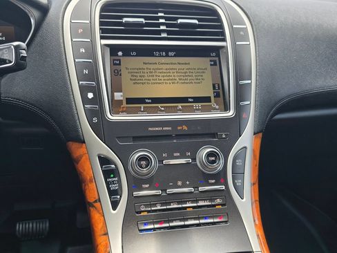 Used 2019 Lincoln Nautilus Reserve w/ Driver Assistance Package AWD/4WD image 24