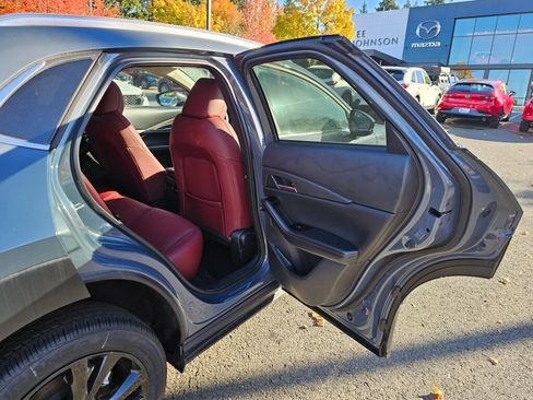 New 2025 MAZDA CX-30 AWD 2.5 S w/ Preferred Package image 26