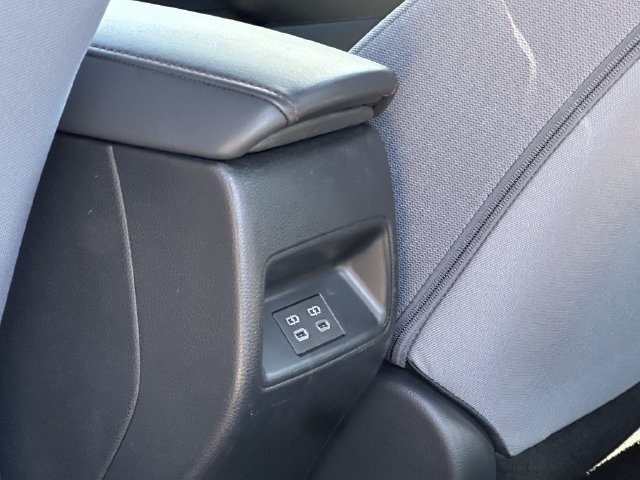 Used 2024 Toyota Corolla SE FWD image 28