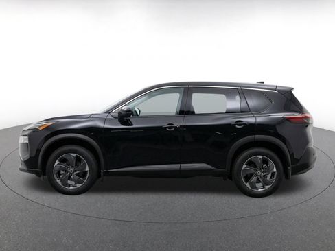 Used 2025 Nissan Rogue SV AWD/4WD image 4