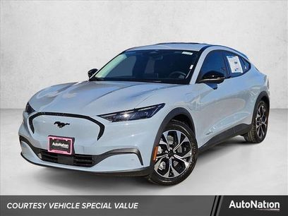 New 2025 Ford Mustang Mach-E Select w/ Comfort Package Lite