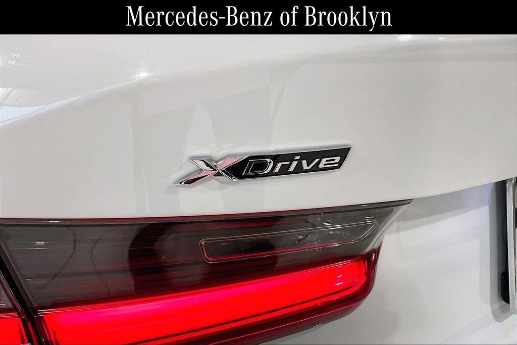 Used 2021 BMW 330i xDrive Sedan w/ Convenience Package AWD/4WD image 31
