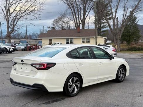 Used 2023 Subaru Legacy Premium image 7