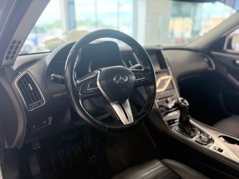 Used 2018 INFINITI Q50 Sport AWD/4WD image 16