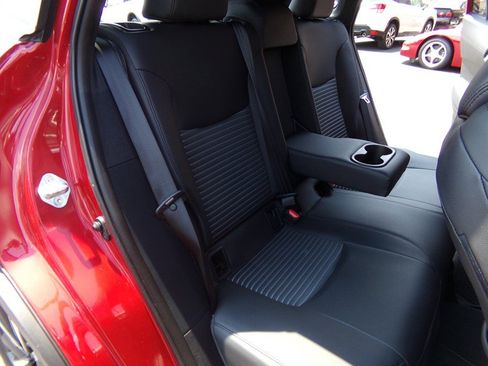Used 2023 Toyota Corolla Cross AWD Hybrid w/ Convenience Package image 28