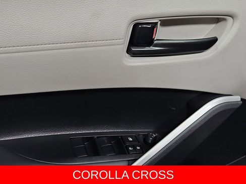 New 2026 Toyota Corolla Cross LE image 10
