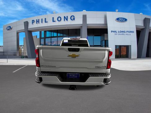 Used 2024 Chevrolet Silverado 2500 High Country w/ High Country Premium Package AWD/4WD image 4