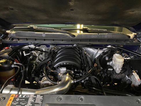 Used 2017 Chevrolet Silverado 1500 LT w/ Texas Edition AWD/4WD image 35