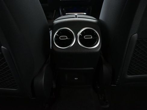 Used 2024 Mercedes-Benz CLA 250 image 18